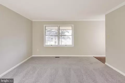 1009 Cheryls Ct, Frederick, MD 21703 photo 6