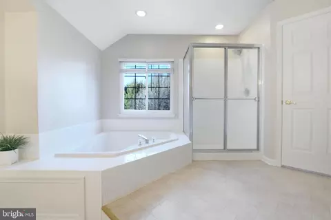Bath - 9103 John Simmons St, Frederick, MD 21704 photo 2 of 3