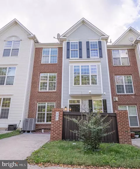 121 Whiskey Creek Cir, Frederick, MD 21702