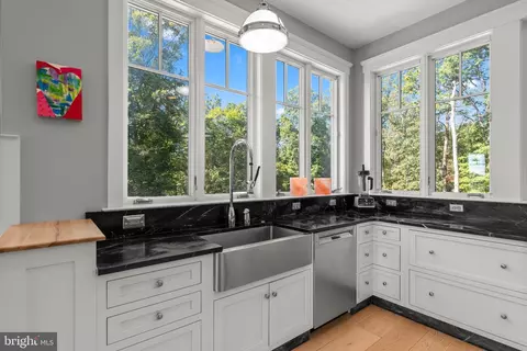 Kitchen - 3216 Ramsland Way, Frederick, MD 21704 photo 10 of 11