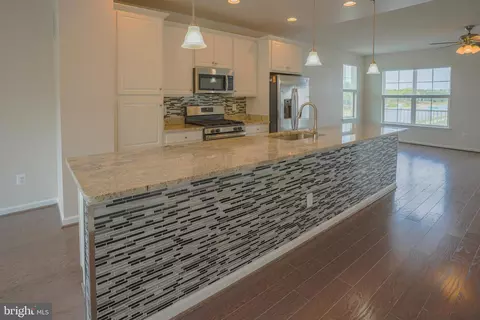 6150 Posey St, Frederick, MD 21703 photo 9