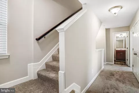 5862 Imperial Dr, Frederick, MD 21703 photo 12