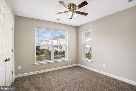 5862 Imperial Dr, Frederick, MD 21703 photo 16