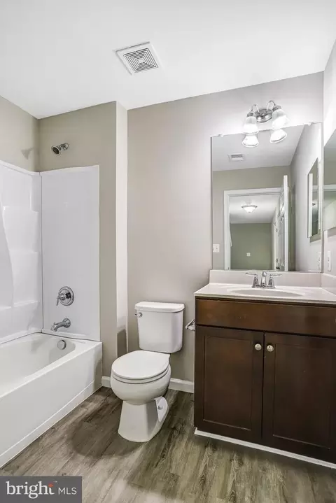 5862 Imperial Dr, Frederick, MD 21703 photo 17