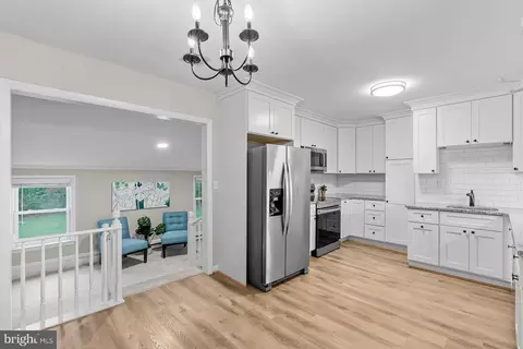 Entry Way - 1511 W 8th St, Frederick, MD 21702 photo 1 of 6