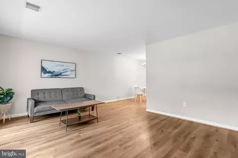 Living - 1511 W 8th St, Frederick, MD 21702 photo 1 of 4