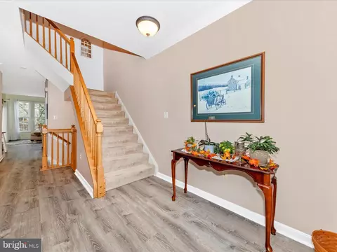 Entry Way - 2457 Lakeside Dr, Frederick, MD 21702 photo 2 of 2