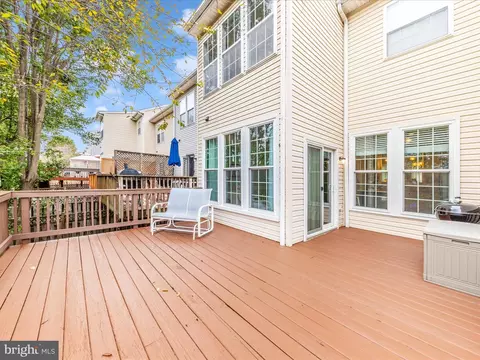 Exterior - 2457 Lakeside Dr, Frederick, MD 21702 photo 2 of 11