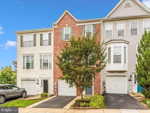 Exterior - 2457 Lakeside Dr, Frederick, MD 21702 photo 5 of 11
