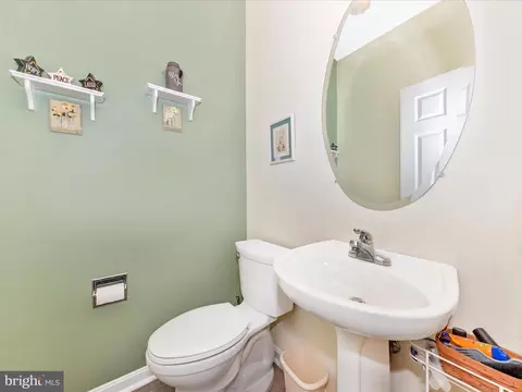 Bath - 2457 Lakeside Dr, Frederick, MD 21702 photo 2 of 4
