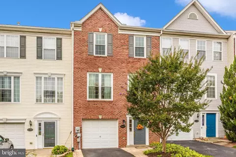 2457 Lakeside Dr, Frederick, MD 21702