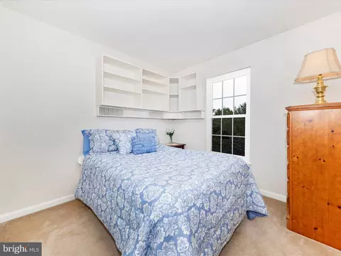 Bedroom - 2457 Lakeside Dr, Frederick, MD 21702 photo 5 of 6