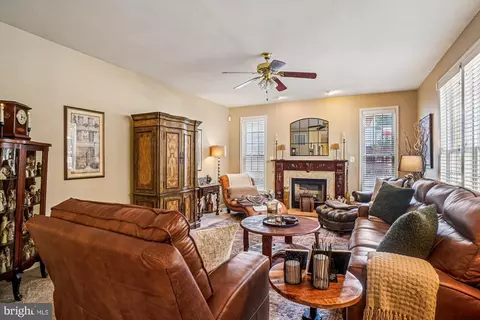 Living - 9002 Harris St, Frederick, MD 21704 photo 2 of 3
