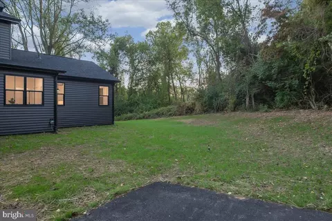 Exterior - 5409 Reeder Ln, Frederick, MD 21702 photo 10 of 14