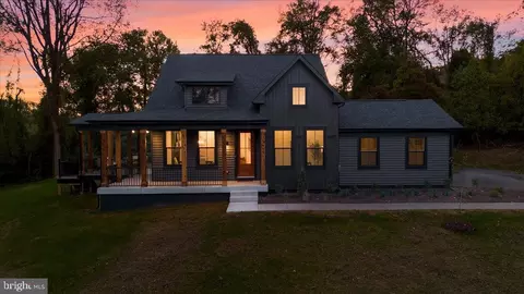 Exterior - 5409 Reeder Ln, Frederick, MD 21702 photo 4 of 14