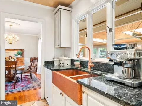 Kitchen - 5821 Rowland Hill Rd, Cascade, MD 21719 photo 2 of 4