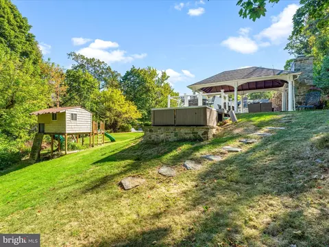 Exterior - 5821 Rowland Hill Rd, Cascade, MD 21719 photo 20 of 22