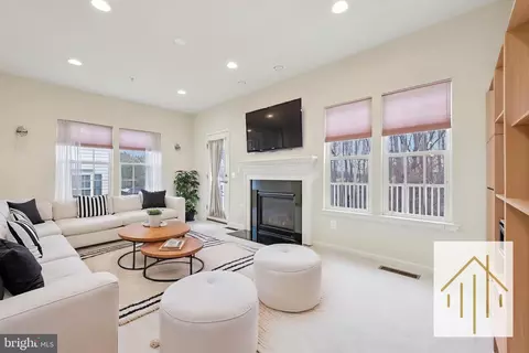9646 Atterbury Ln, Frederick, MD 21704 photo 6