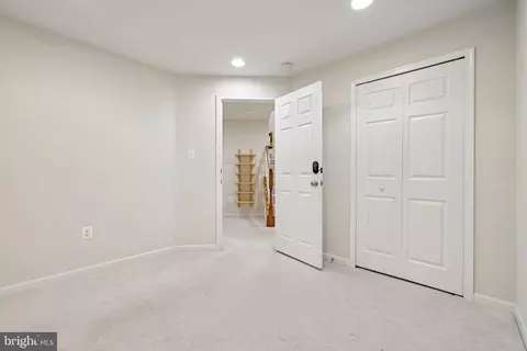 9646 Atterbury Ln, Frederick, MD 21704 photo 25