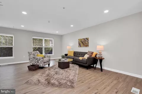 Living - 432 Blossom Ln, Frederick, MD 21701 photo 2 of 5