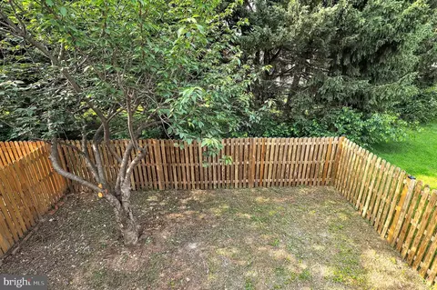 Exterior - 432 Blossom Ln, Frederick, MD 21701 photo 2 of 5