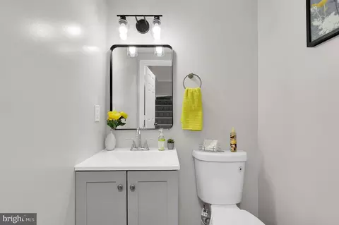 Bath - 432 Blossom Ln, Frederick, MD 21701 photo 1 of 3