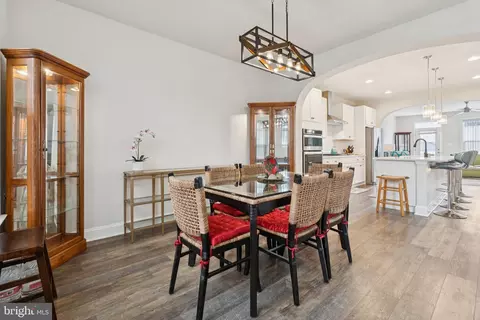 Dining - 969 Holden Rd, Frederick, MD 21701 photo 2 of 3