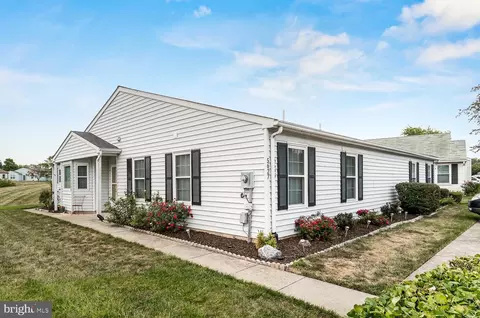 5627 Crabapple Dr, Frederick, MD 21703