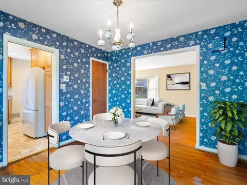 Dining - 915 Shawnee Dr, Frederick, MD 21701 photo 1 of 2