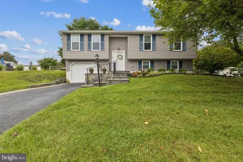 105 Albany Ave E, Walkersville, MD 21793