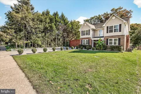 Exterior - 520 Lee Pl, Frederick, MD 21702 photo 3 of 7