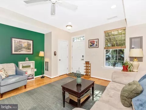 648 Tivoli Rd, Frederick, MD 21703 photo 5
