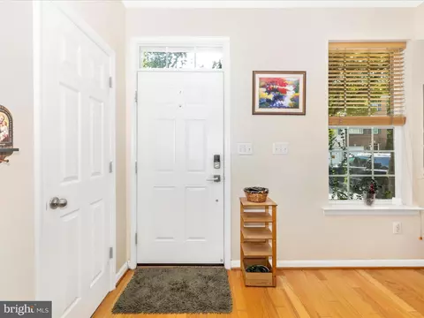 648 Tivoli Rd, Frederick, MD 21703 photo 3