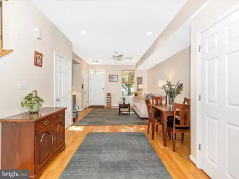648 Tivoli Rd, Frederick, MD 21703 photo 9