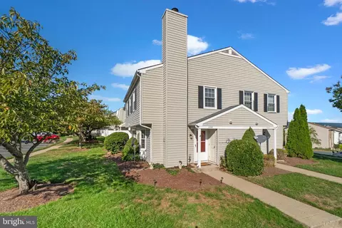 Exterior - 1225 E Danielle Dr #1225E, Frederick, MD 21703 photo 2 of 4
