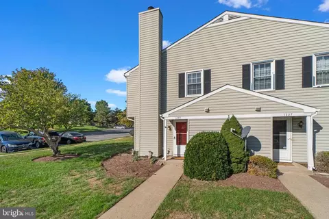 Exterior - 1225 E Danielle Dr #1225E, Frederick, MD 21703 photo 4 of 4