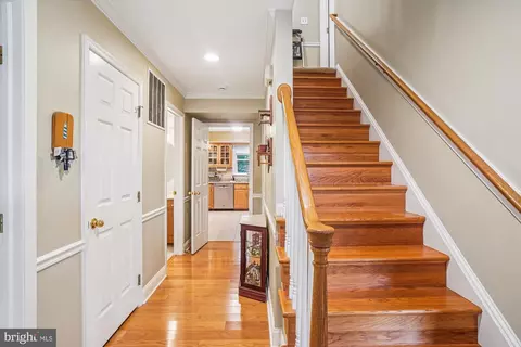 Entry Way - 8116 Laurel Ridge Rd, Frederick, MD 21702 photo 2 of 5