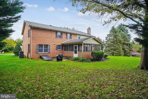 Exterior - 8116 Laurel Ridge Rd, Frederick, MD 21702 photo 8 of 16