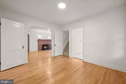 Living - 1631 Shookstown Rd, Frederick, MD 21702 photo 6 of 7
