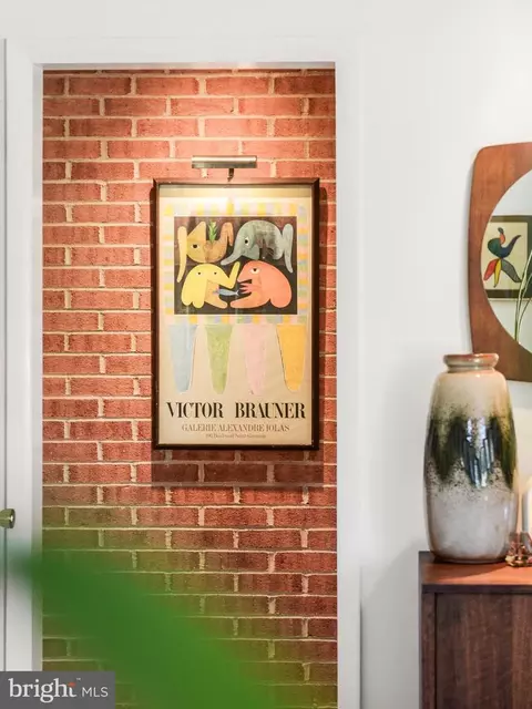 Entry Way - 8010 Meadowview Dr, Frederick, MD 21702 photo 1 of 2