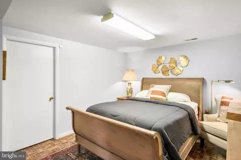 Bedroom - 8010 Meadowview Dr, Frederick, MD 21702 photo 8 of 8