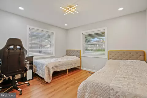 Bedroom - 103 Pennsylvania Ave, Frederick, MD 21701 photo 3 of 4
