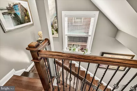 Entry Way - 18 Maxwell Sq, Frederick, MD 21701 photo 7 of 10
