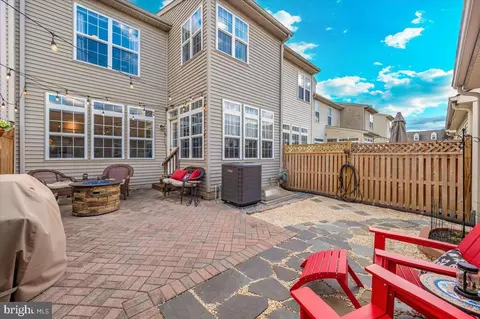 Exterior - 3028 Sanctuary Ln, Frederick, MD 21701 photo 6 of 19