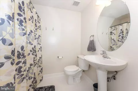 Bath - 3028 Sanctuary Ln, Frederick, MD 21701 photo 6 of 6