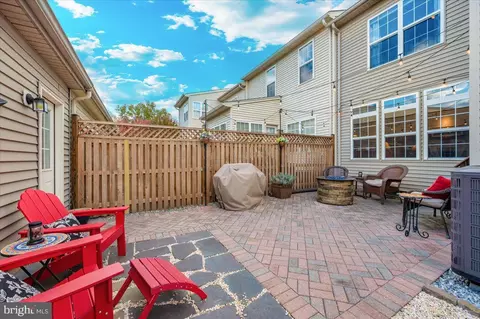 Exterior - 3028 Sanctuary Ln, Frederick, MD 21701 photo 5 of 19