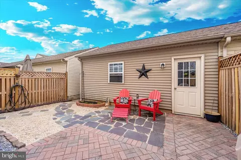 Exterior - 3028 Sanctuary Ln, Frederick, MD 21701 photo 7 of 19
