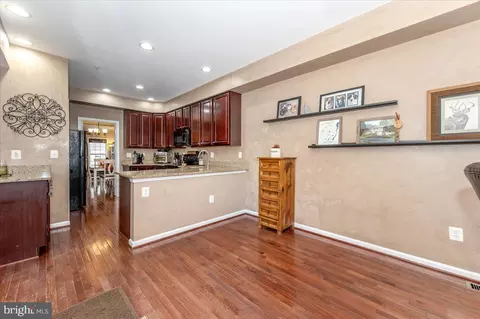 Entry Way - 3028 Sanctuary Ln, Frederick, MD 21701 photo 6 of 10