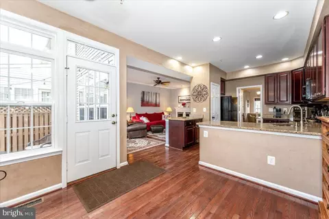 Entry Way - 3028 Sanctuary Ln, Frederick, MD 21701 photo 5 of 10