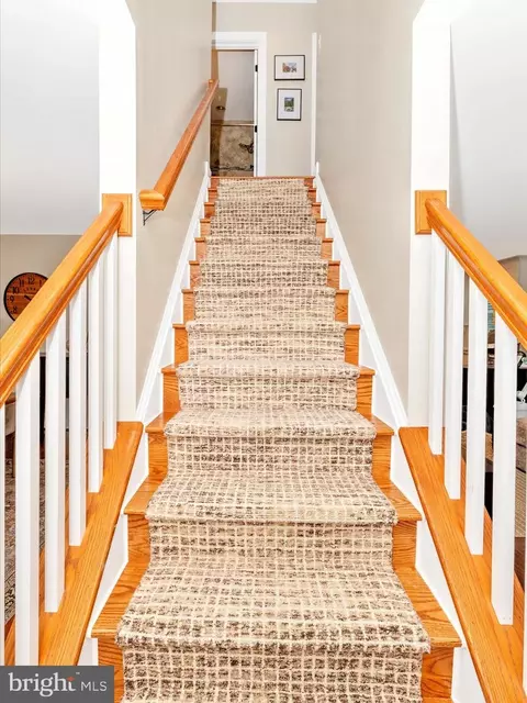 Entry Way - 4533 Mountville Rd, Frederick, MD 21703 photo 4 of 6